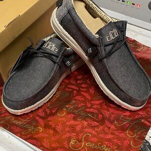 Hey Dude Men's Wally Chambray Black Loafers